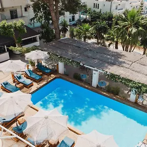 saranda.albaniahotels.net/