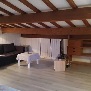 https://lescoundudo.fr-provencehotel.com